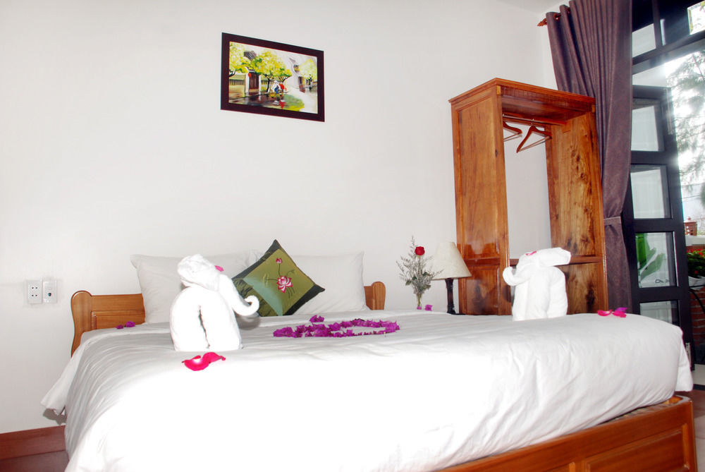 Blue Lake Homestay Hoi An Exterior photo