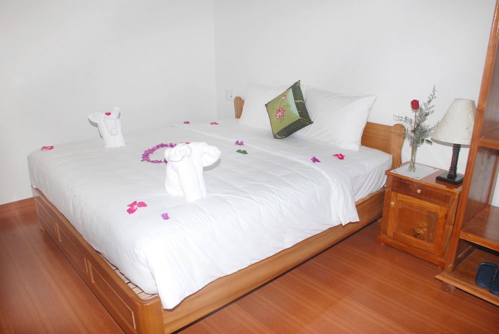 Blue Lake Homestay Hoi An Exterior photo